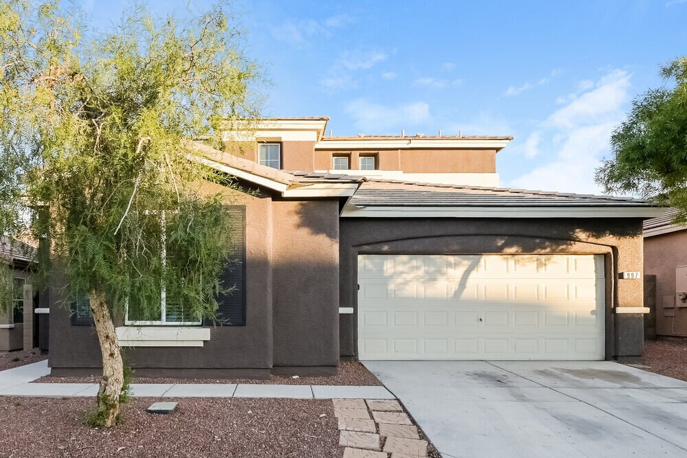 Foto principal - 997 MacKenzie River Ave