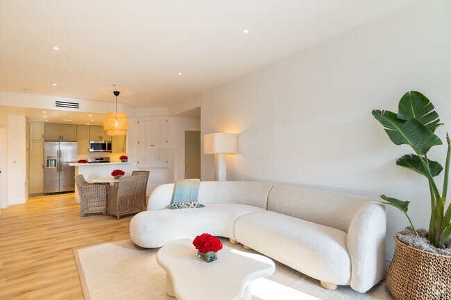 2BR, 2BA - 1,100SF - Living Room - Plymouth Apartments