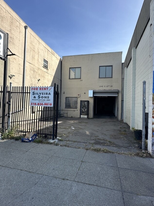 Photo - 1240 E 12th St (Oakland, CA)