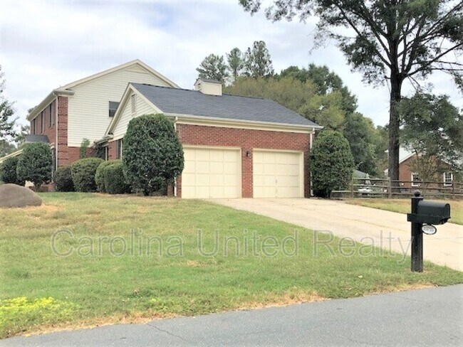 Foto del edificio - 10755 Colony Woods Dr