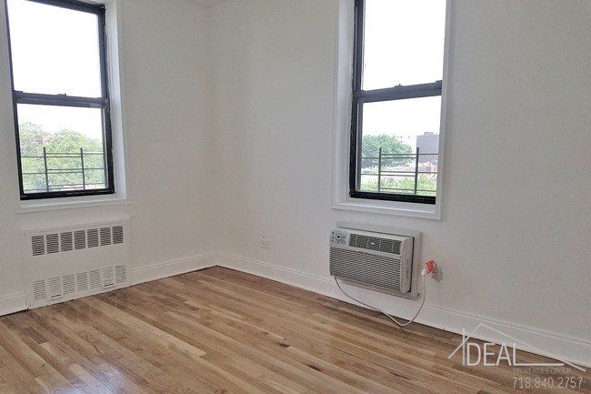 Building Photo - No Fee -Amazing 2BR in Midwood