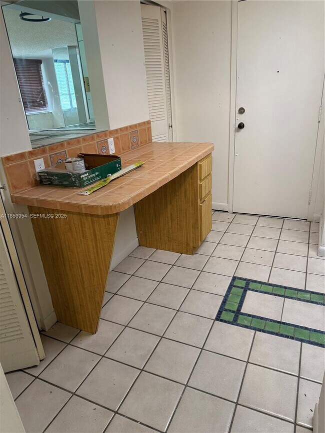 Foto del edificio - 6901 SW 147th Ave