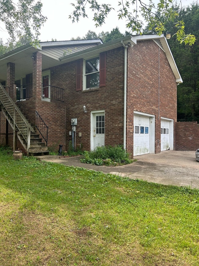Building Photo - 3816 Blooming Grove Rd