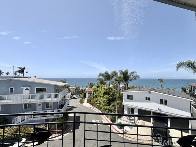 Foto del edificio - 419 Monterey Ln
