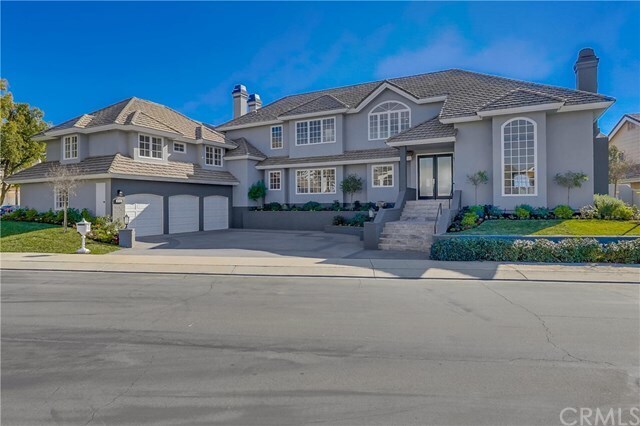 Building Photo - 3840 E Mandeville Pl