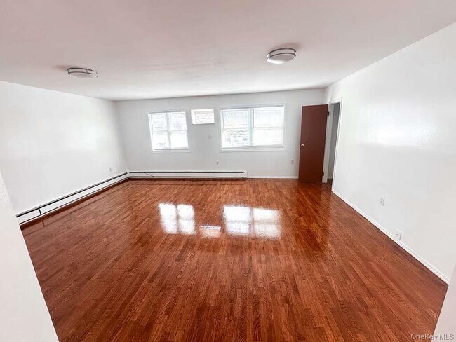 Foto del edificio - 197-03 120th Ave