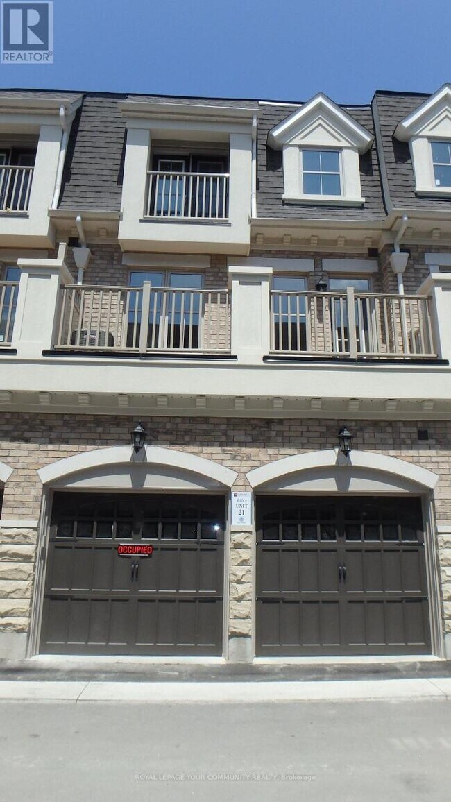 Building Photo - 25 Amherst Cir