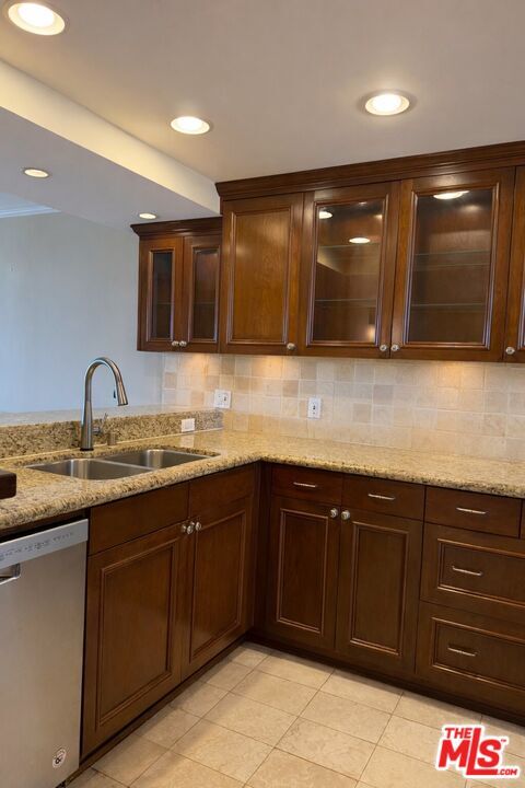 Foto del edificio - 4337 Marina City Dr