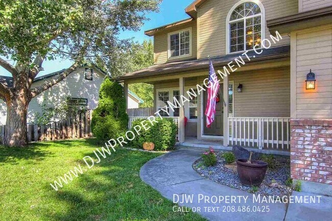 Building Photo - 520 N Shady Grove Way