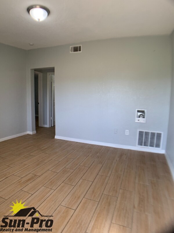 Building Photo - 419 Fulton St