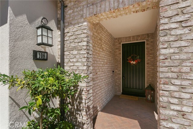 Building Photo - 108 Fisher