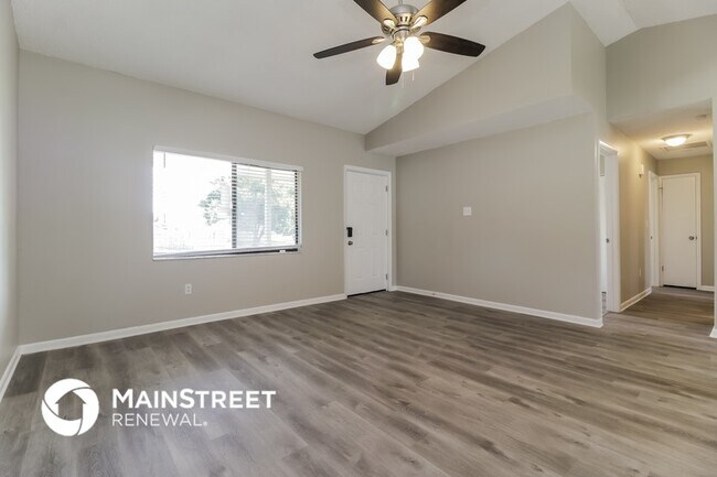 Building Photo - 810 Amidon St