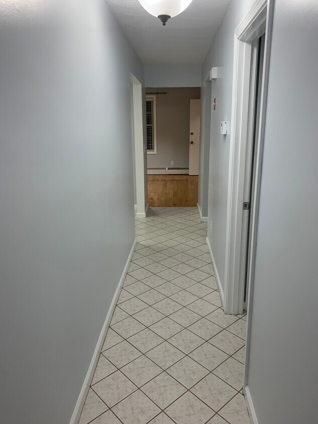 Hallway - 66 Sterling St