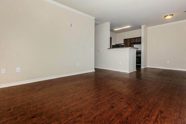 Foto del edificio - 2800 Rodeo Rd