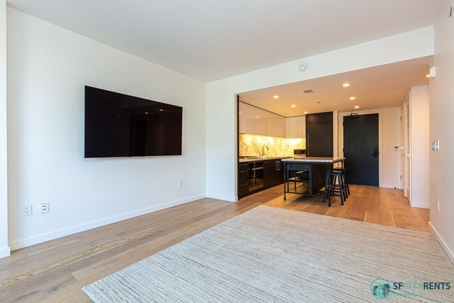 Foto del edificio - Marina: 2021-Built Condo @ Murano w/ FREE Fiber Internet, in-unit W/D, A/C, Optional Parking & Sh...