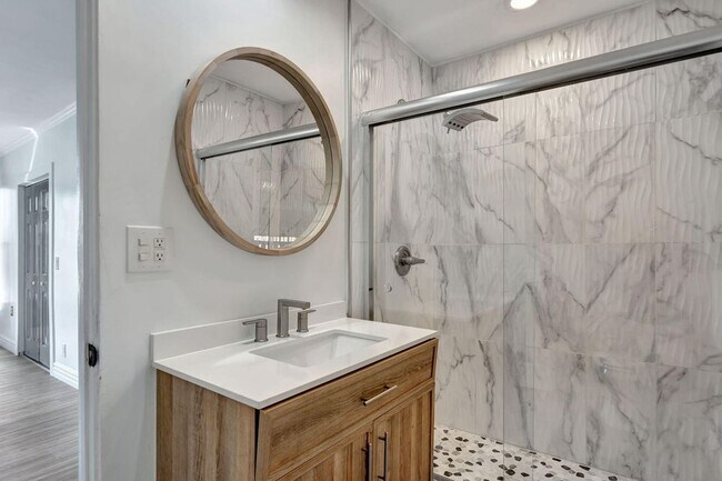 Foto del edificio - 1649 NE 31st St