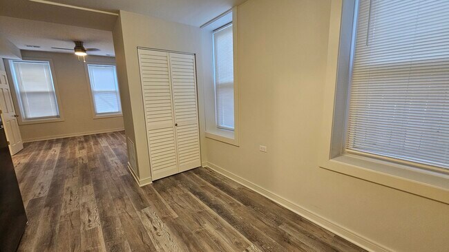 Foto del edificio - 2216 W 21st Pl