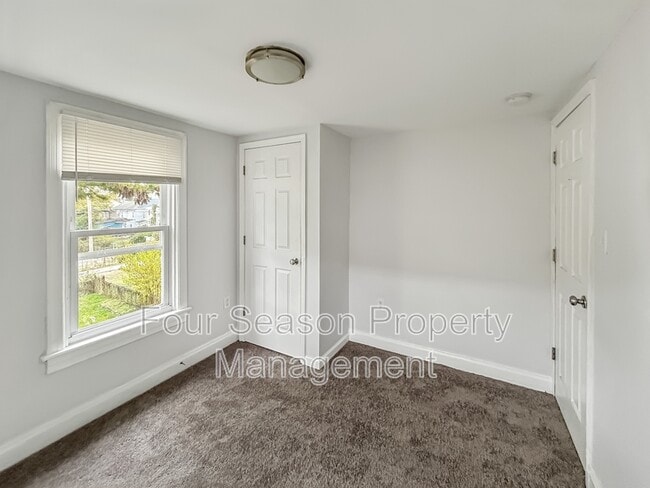 Foto del edificio - 336 S Locust St