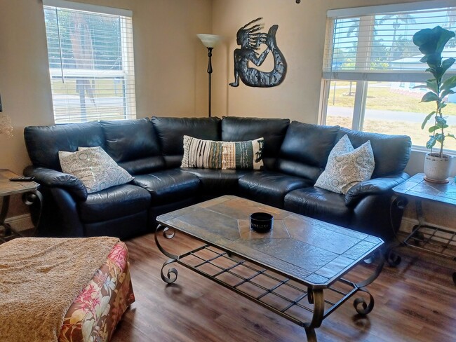 BIg living area that has room for comfortable furniture. - 12080 Moss Dr