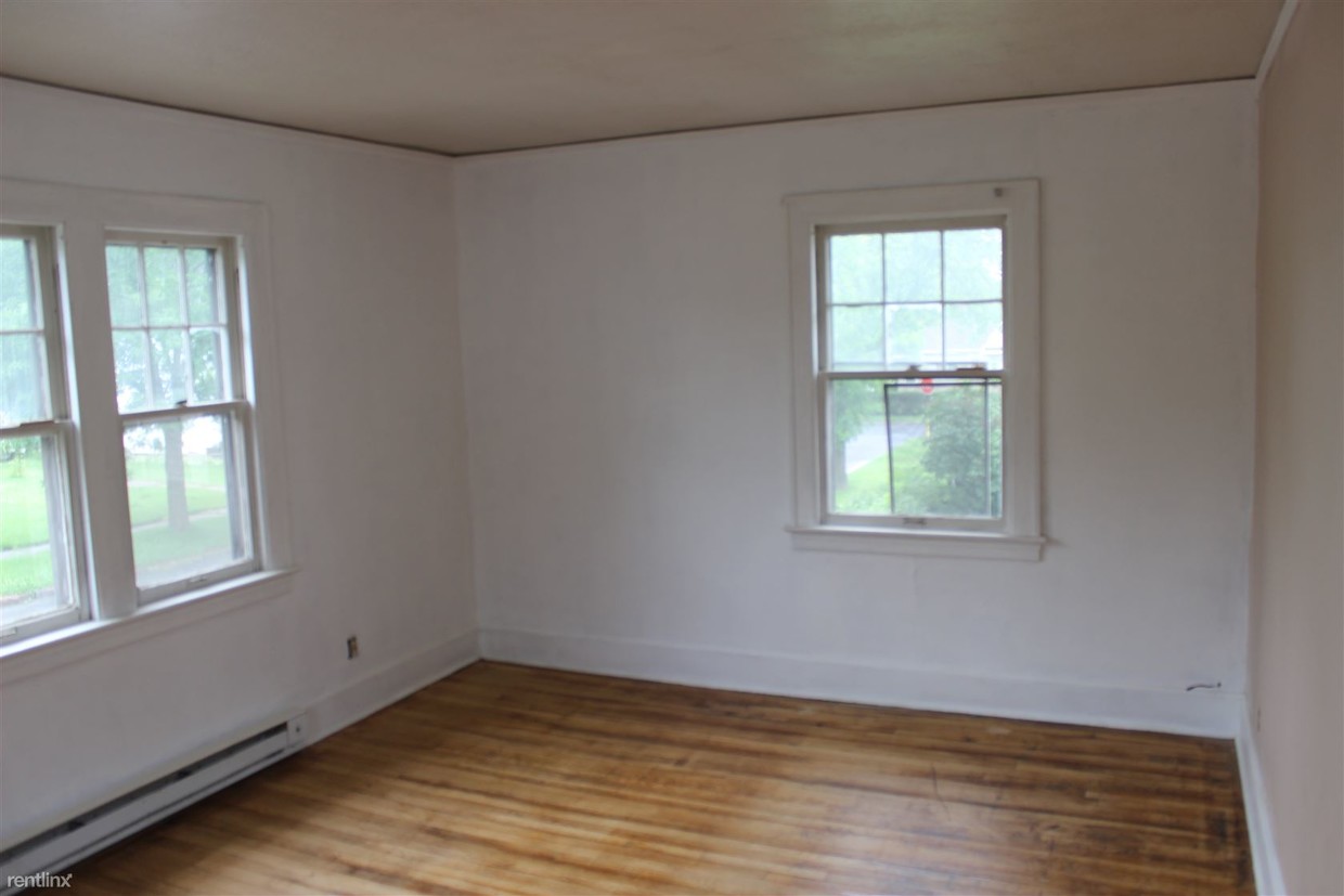 Primary Photo - 1 br, 1 bath Apartment - 313 1/2 B Ave