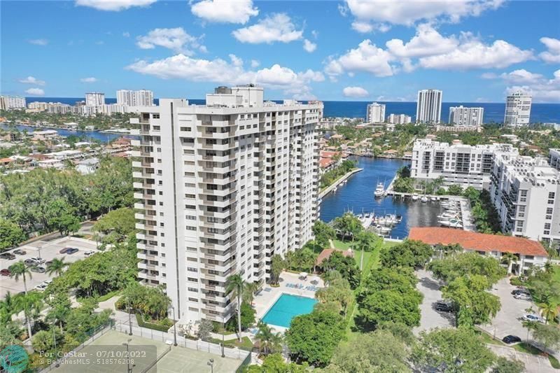 Primary Photo - 3200 Port Royale Dr N