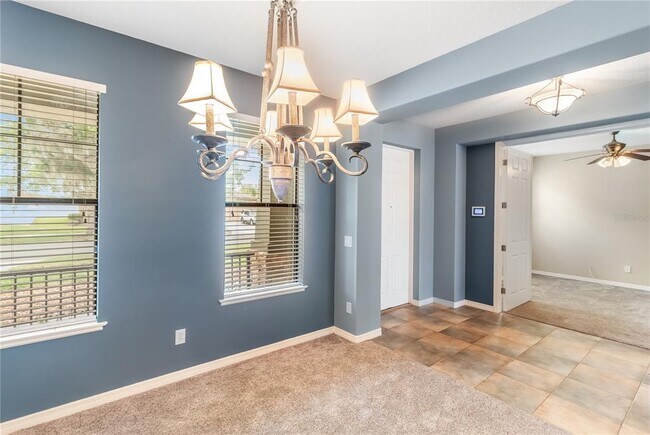 Foto del edificio - 2860 Lafayette Trace Dr