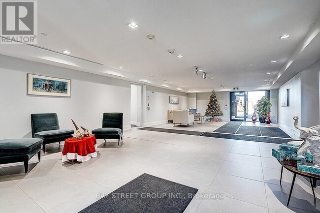 Building Photo - 555 William Graham Dr