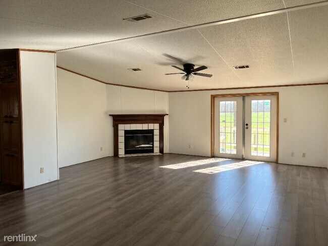 Foto del edificio - 3 br, 2 bath House - 16953 West Lynbrook