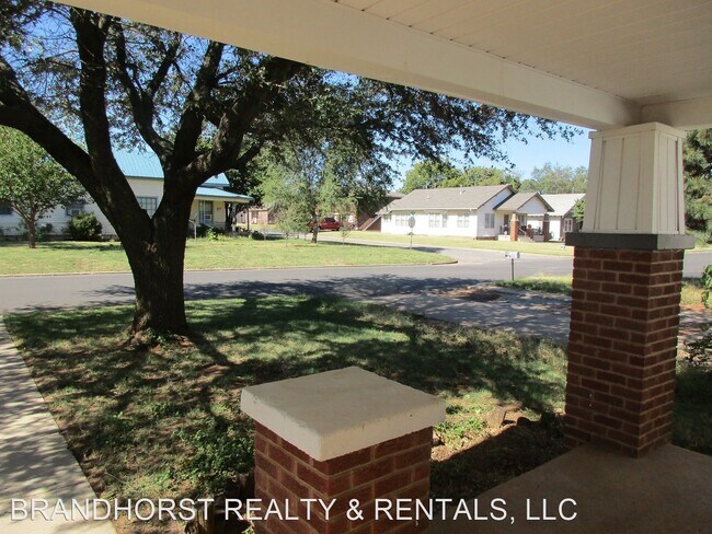 Foto del edificio - 2 br, 1 bath House - 420 N. CADDO