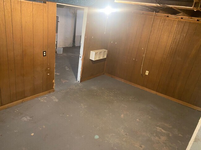 Foto del edificio - 2 Bed 1 Bath Home in Aliquippa