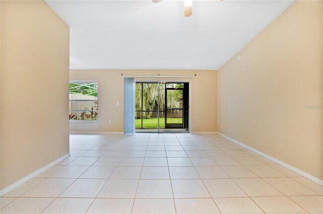 Foto del edificio - 3121 Yorych Ln