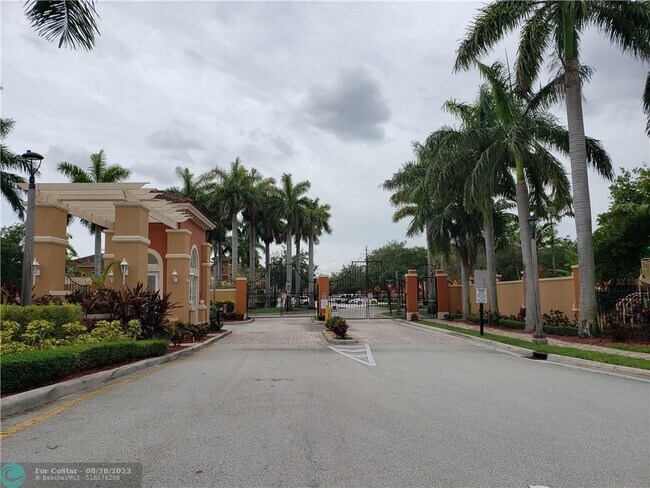Foto del edificio - 2751 SW 120th Terrace