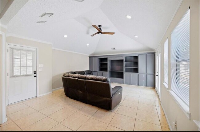 Building Photo - 3510 Cypresswood Dr