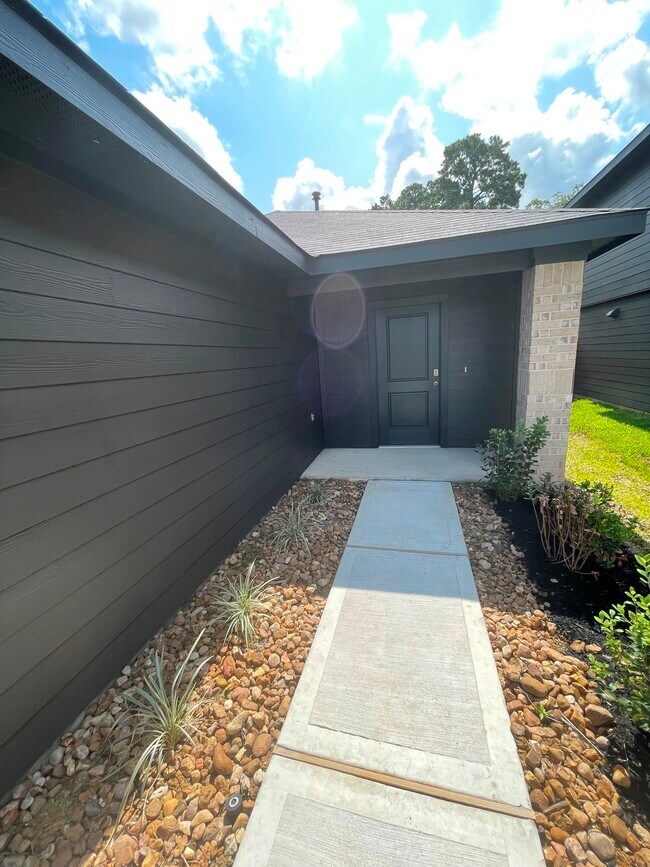 Foto del edificio - 12164 Lexington Heights Dr