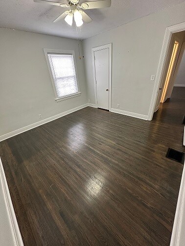Foto del edificio - 715 W Woodlawn Ave