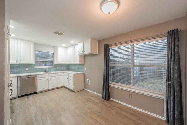 Foto del edificio - Updated 3 bedroom 2 bath home in Aledo