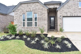 Building Photo - 32042 Sweet Pea Mdw Dr