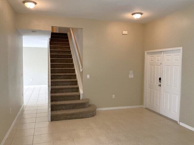 Building Photo - 7712 Highlands Cir