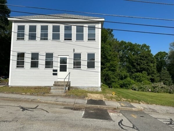 Building Photo - 418 High St Ext