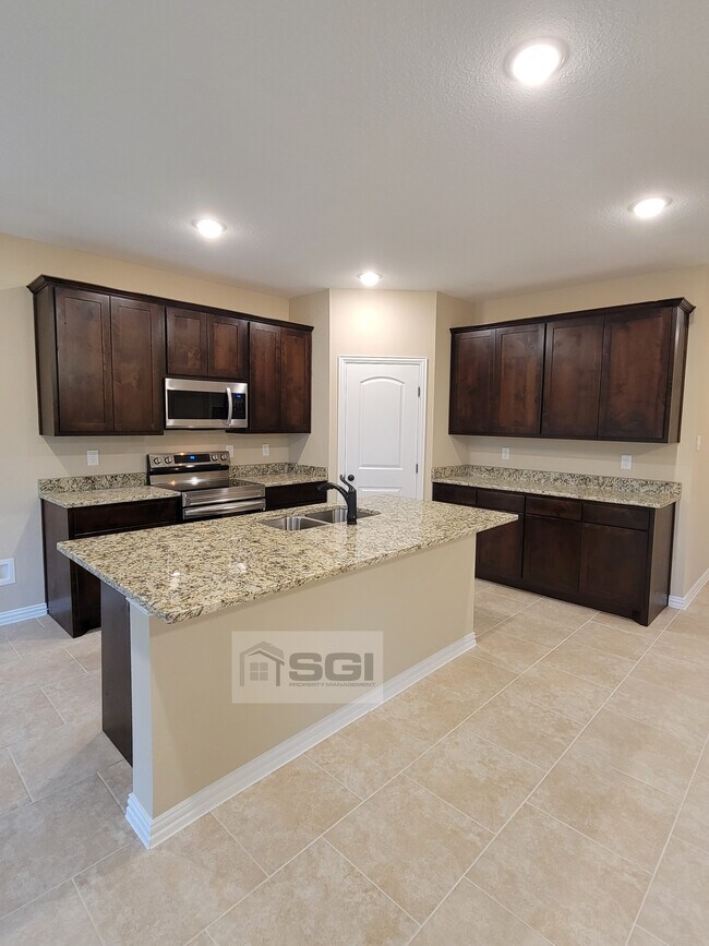 Foto del edificio - Fantastic quality construction 3 bedroom