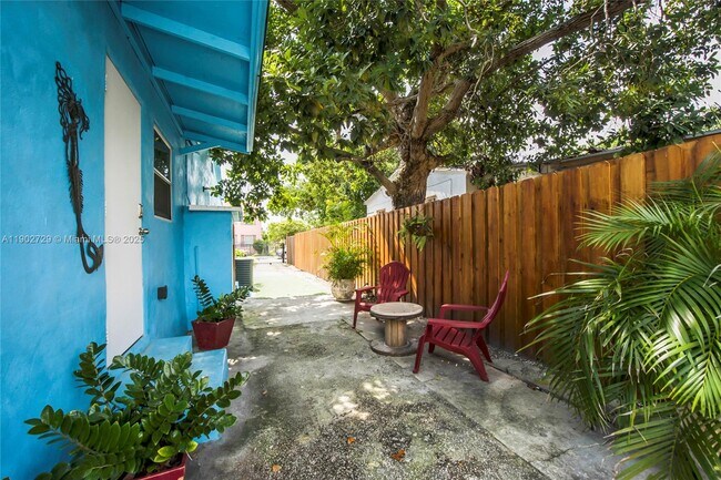 Foto del edificio - 227 NW 34th St