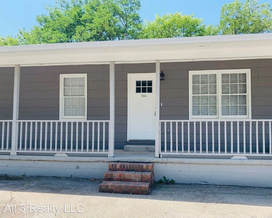 Building Photo - 2 br, 1 bath House - 304 Rogers St.