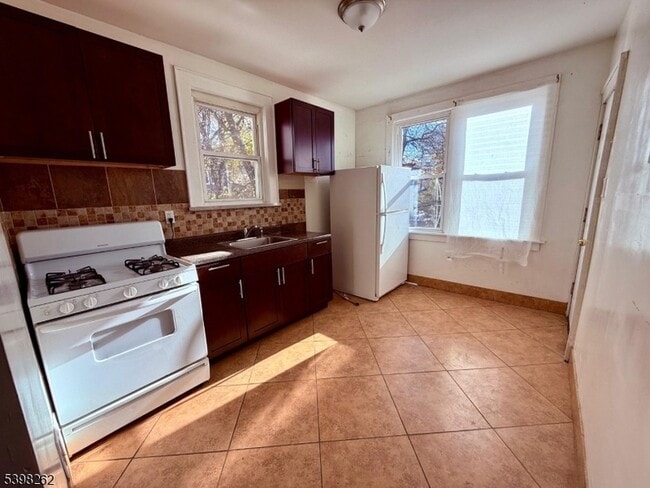 Photo - 11 Montrose Terrace Apartment