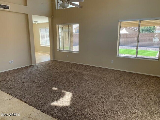 Building Photo - 15071 W Heritage Oak Way