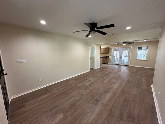 Foto del edificio - 700 Bradford St