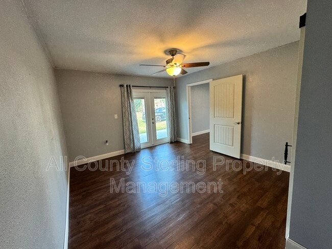 Building Photo - 8732 Us Highway 90