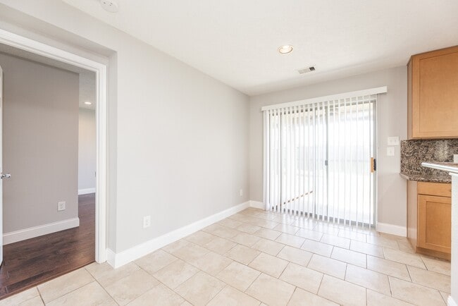 Building Photo - 16026 Arapaho Bend Ln