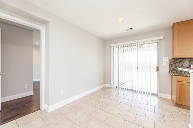 Foto del edificio - 16026 Arapaho Bend Ln