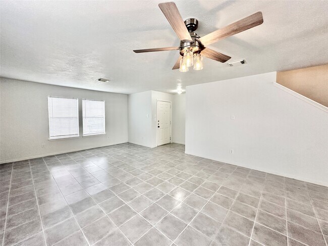 Foto del edificio - 17002 Irish Oaks Ct
