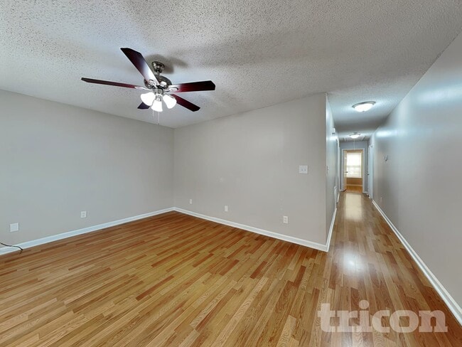 Building Photo - 4112 Zebulon Ave SW